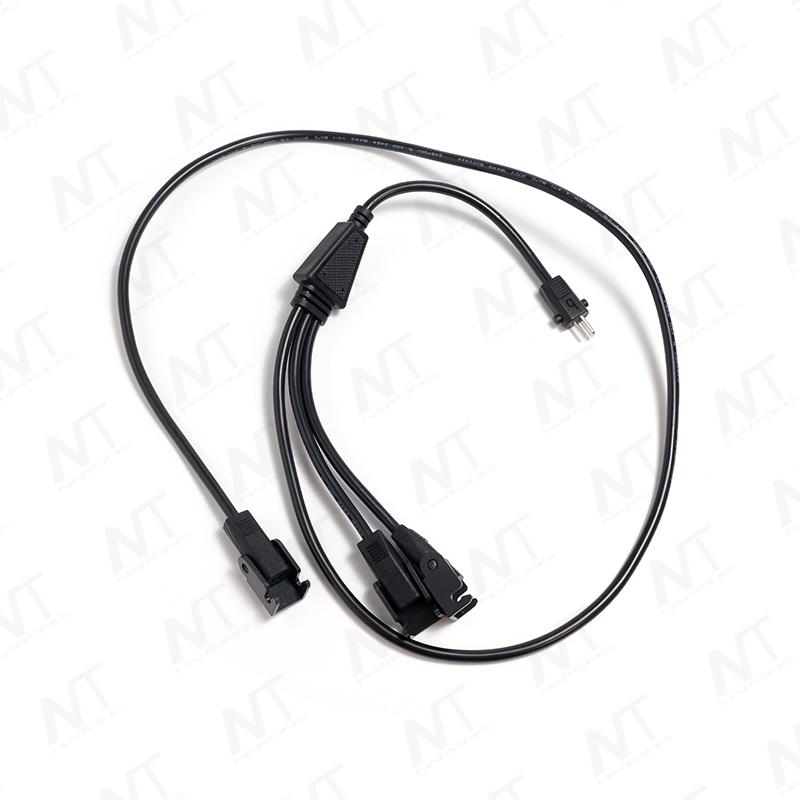 01-Typ Stecker auf 1-auf-3 01-Typ Buchse DC-Stromverteilungskabelbaum