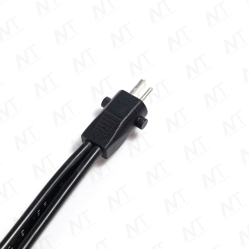 01-Typ Stecker auf 1-auf-2 01-Typ Buchse DC-Stromverteilungskabelbaum