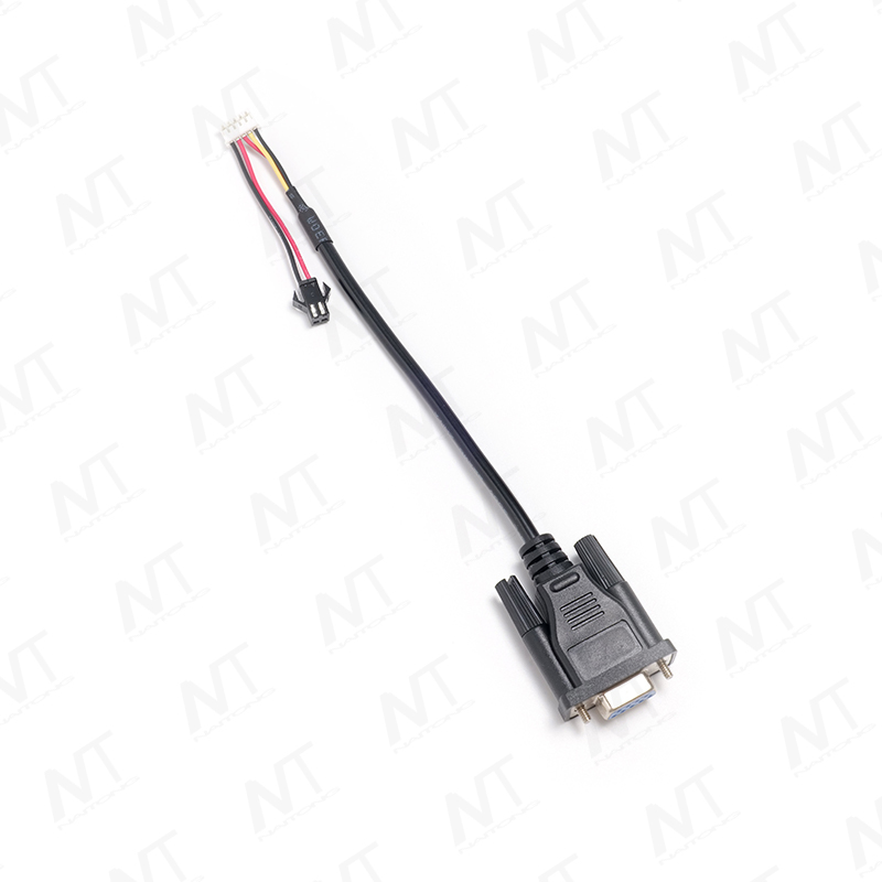 DB9 (RS232) Kabelbaum mit seriellem Anschluss
